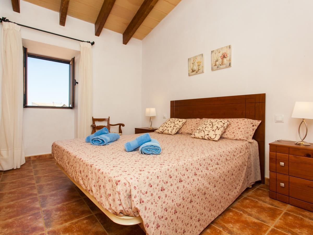 Villa Paula Llombarts Exterior photo