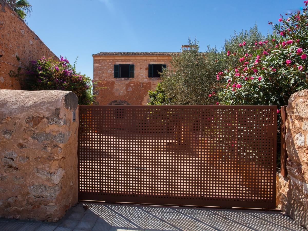 Villa Paula Llombarts Exterior photo