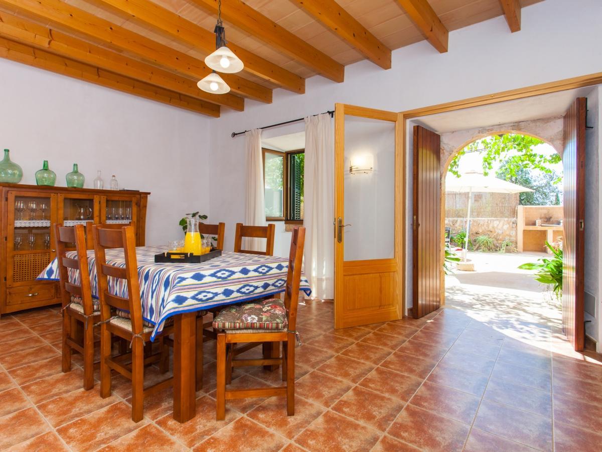 Villa Paula Llombarts Exterior photo